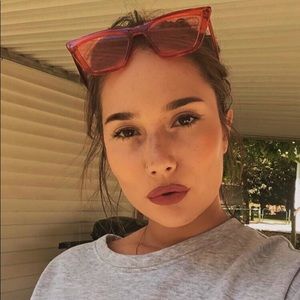 Meet your Posher, Kassidy